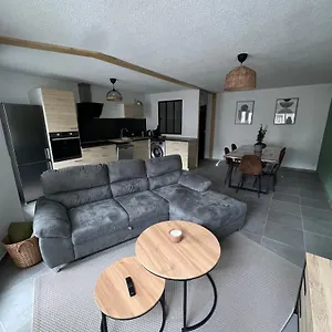 Appartement Spacieux Et Confortable - Centre De - Serre-chevalier - Garage Et Wifi, Briançon
